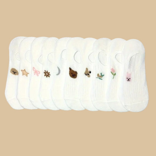 Kadın 10 Çift Premium Çiçek ve Hayvan Desenli Görünmez Babet Çorap Şeker Beyazı