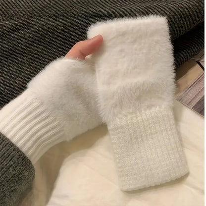Kadın 1 Çift Kışlık Parmaksız Termal Esnek Polarlı Peluş Eldiven Beyaz