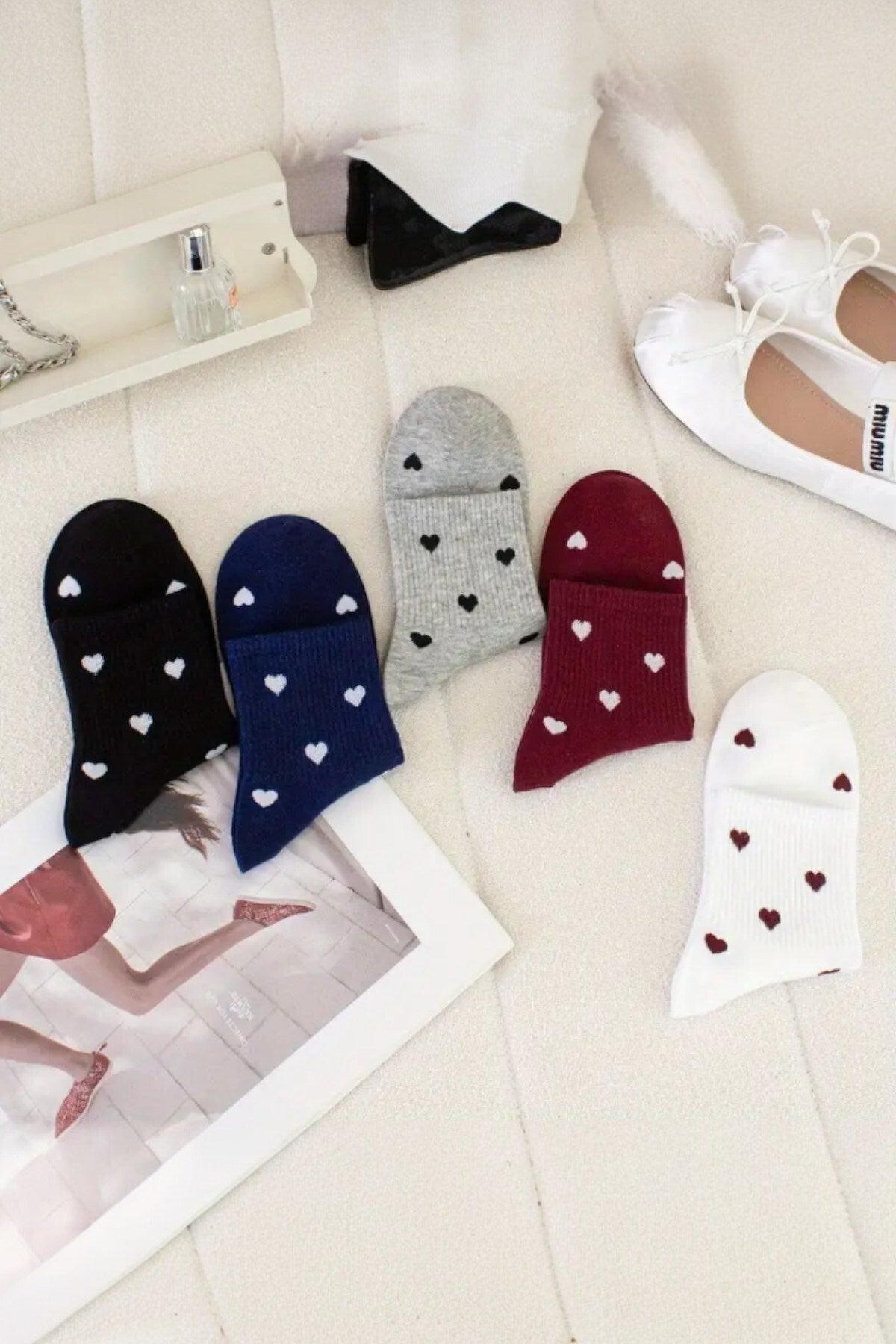 Kadın 5 Çift Premium Kalite Minimal Kalp Desenli Kısa Kolej Çorap Çok Renkli