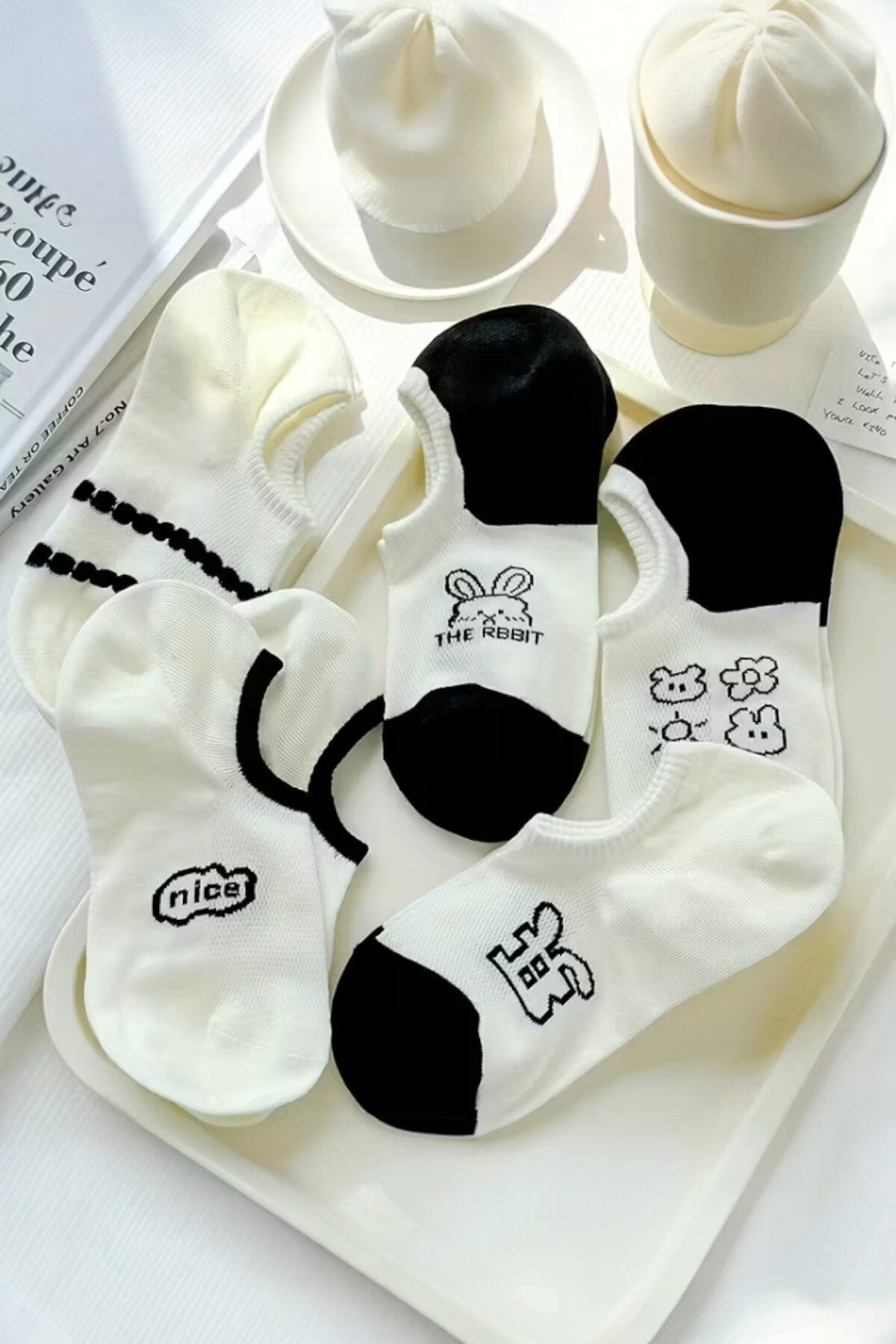 Kadın 5 Çift Premium Karikatür ve Harf Desenli Yüksek Pamuklu Görünmez Babet Çorap